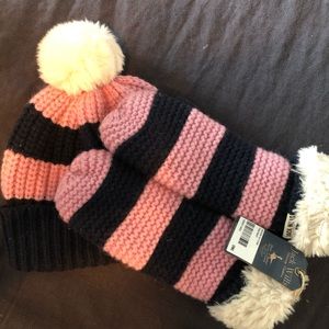Jack Wills Exford Mittens and matching Beanie